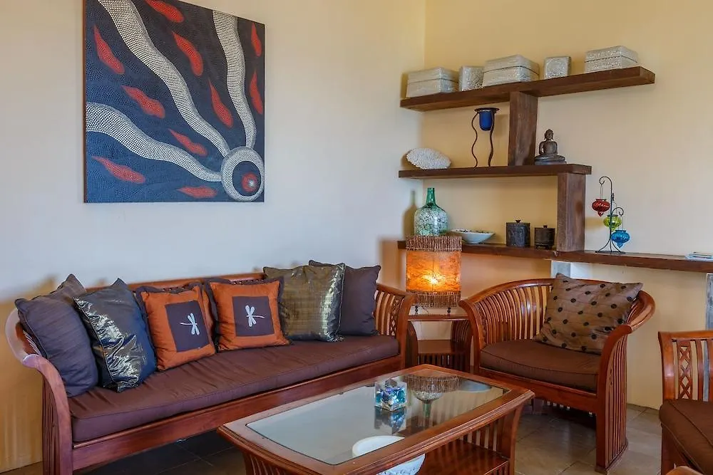 Frangipani Self-Catering Apartment Bel Ombre